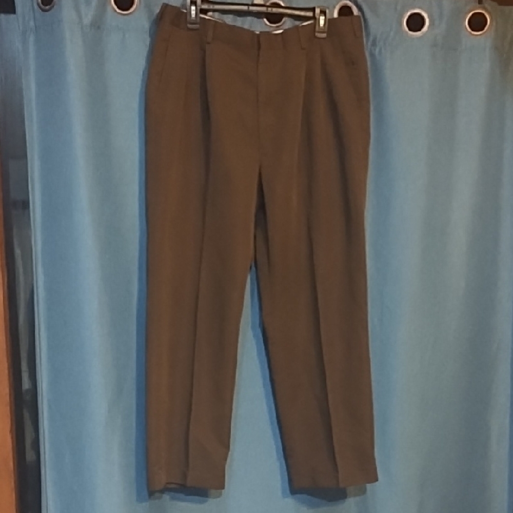 Haggar Men's Brown Dress Pants